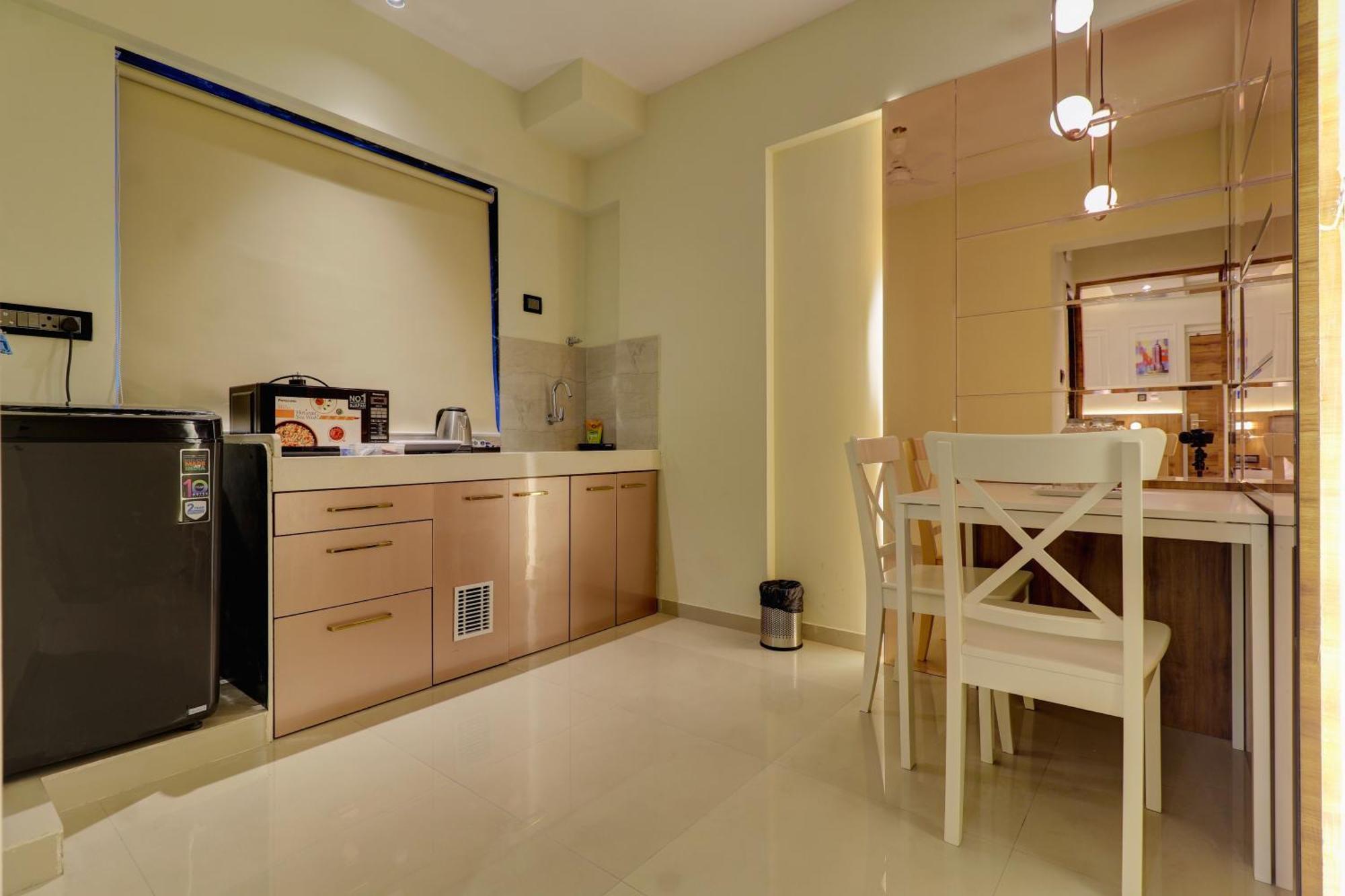 Home2 Studio Apartments Bombaj Zewnętrze zdjęcie